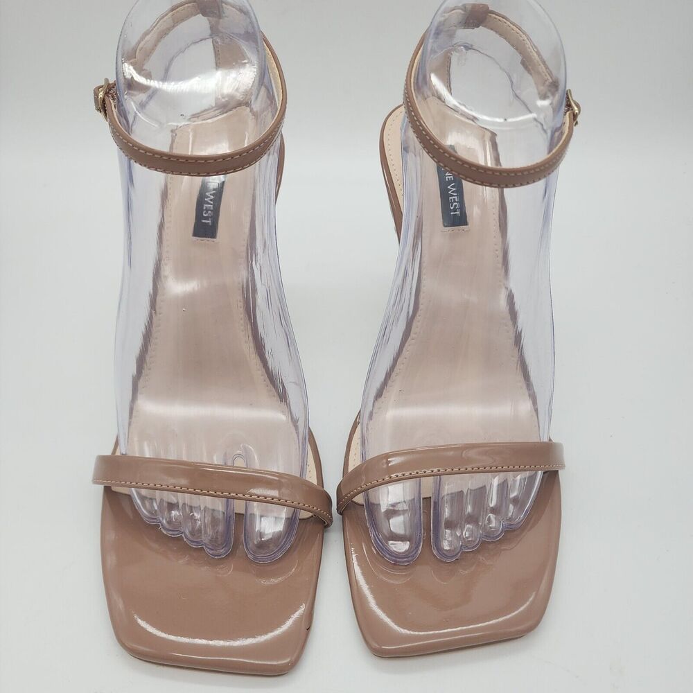 Nine Wester Patent Leather Heeled Sandals Size 9.5 Beige Square Open Toe Neutral - Picture 2 of 7